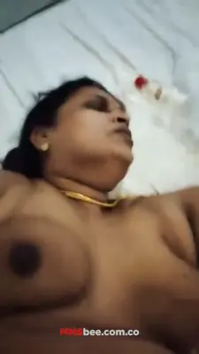 Chubby Indian Aunty Sex On Hotel Viral MMS