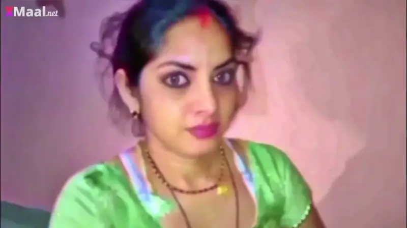 College GF Nude Handjob Her BF In Hotel