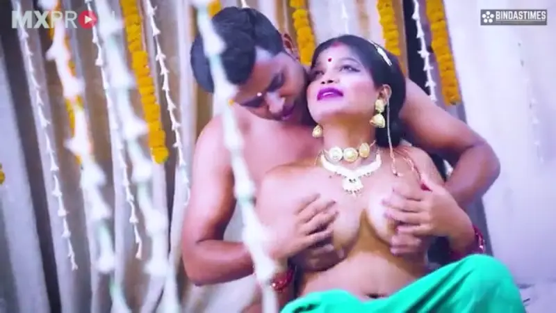 Desi Indian Girl Suhana’S Very 1st Live Suhaagrat On Cam