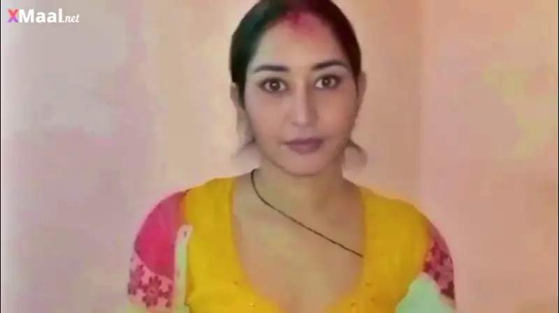 Indian Bhabhi Sneaky Fuck With Boyfriend