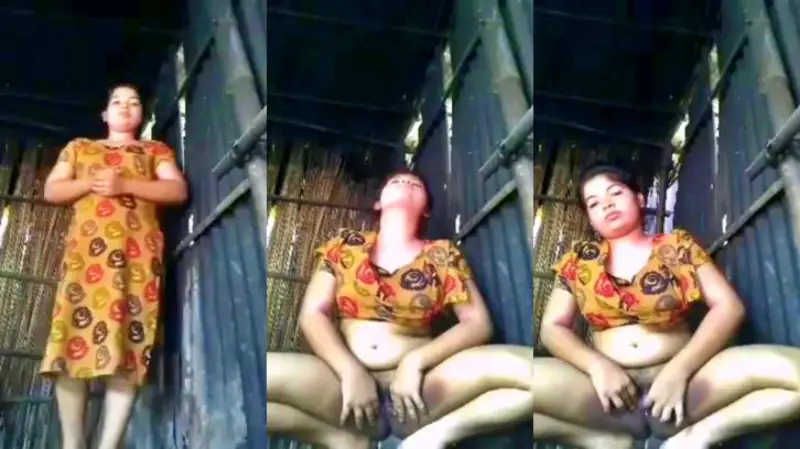 Horny Bangladeshi Girl Nude Fingering